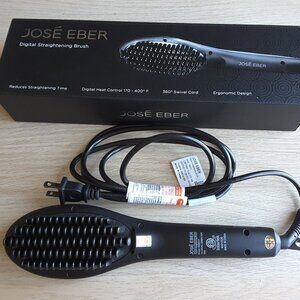 JOSÉ EBER DIGITAL STRAIGHTENING BRUSH